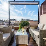 Elevated Terrace - Eixample Barcelona Appartamento Barcellona
