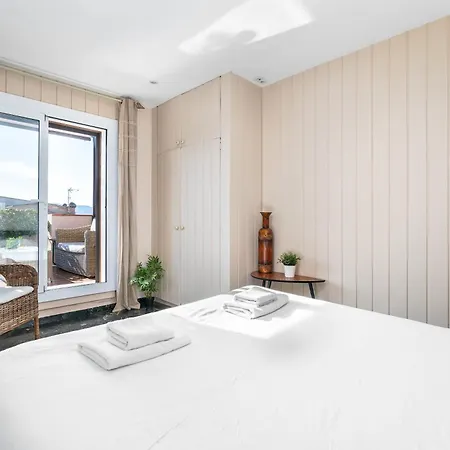 Elevated Terrace - Eixample Daire *