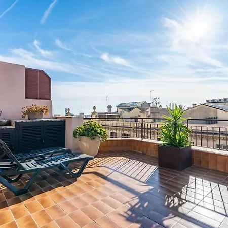 Elevated Terrace - Eixample * Barselona